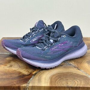 Brooks Women's Athletic Shoes - Purple and Gray
